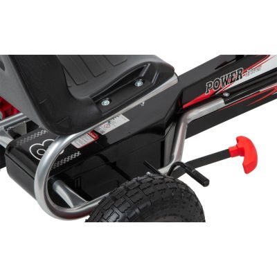 8. 14. Januar, rotes Pedalauto Go-Kart