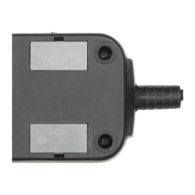 Lestar LV530W 2,5 m Steckdosenleiste (5 x UTE; 10 A; 2,5 m; schwarz)