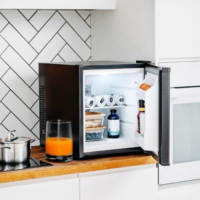 11. Thermoelektrischer Kühler ADLER AD 8089