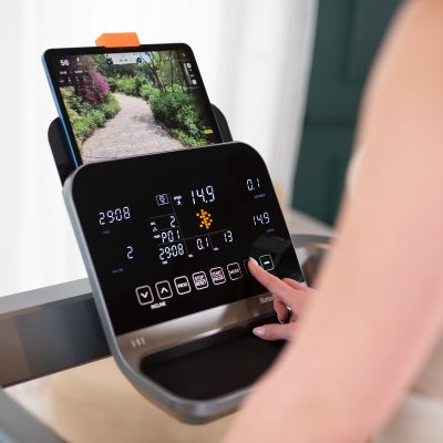 6. BE5873 HMS Elektrisches Laufband