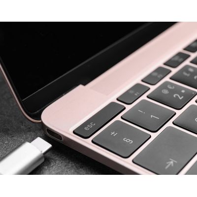 5. D-Link DUB-2334 Kabelgebundene USB-Typ-C-Dockingstation Grau