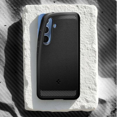 Spigen Rugged Armor Mag MagSafe Hülle für Samsung Galaxy S25 - Mattschwarz