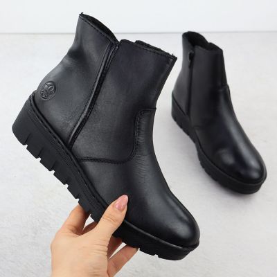 2. Schwarze Keilstiefeletten aus Leder für Damen, Modell Rieker X9165-01