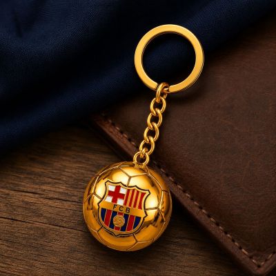 9. Original lizenzierter FC Barcelona Schlüsselanhänger in Form eines goldenen Balls mit dem Wappen B7081