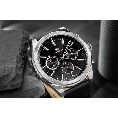 2. Tommy Hilfiger Ashton 1791740 Herrenuhr + Box
