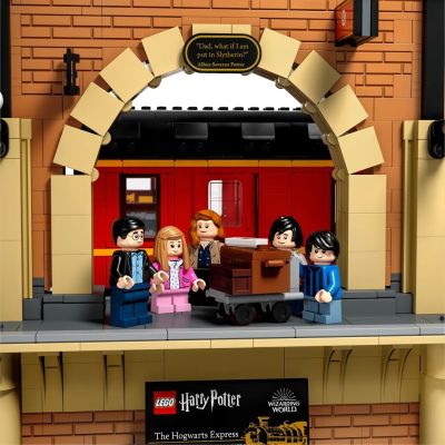 11. LEGO Harry Potter 76405 Hogwarts Express Sammleredition