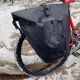 19. Wozinsky Wasserdichte Fahrradtasche 25L Schwarz (WBB24BK)