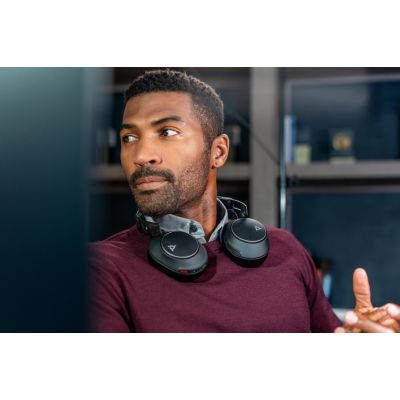 109. POLY Voyager Surround 80 UC USB-C Headset + USB-C/A Adapter