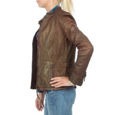 4. Leder Wrangler WR4030ZC81