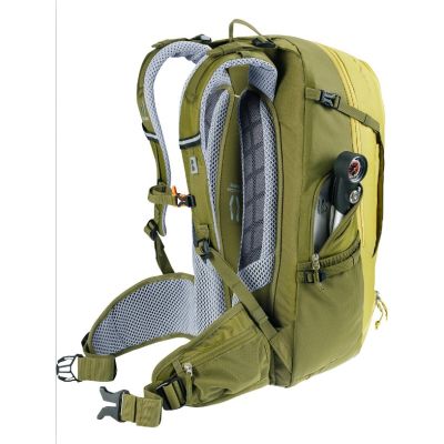 40. Deuter Trans Alpine 30 Fahrradrucksack 320032412030