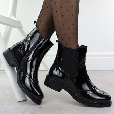 30. Schwarze Damen-Arbeitsstiefel mit Socken Sabatina