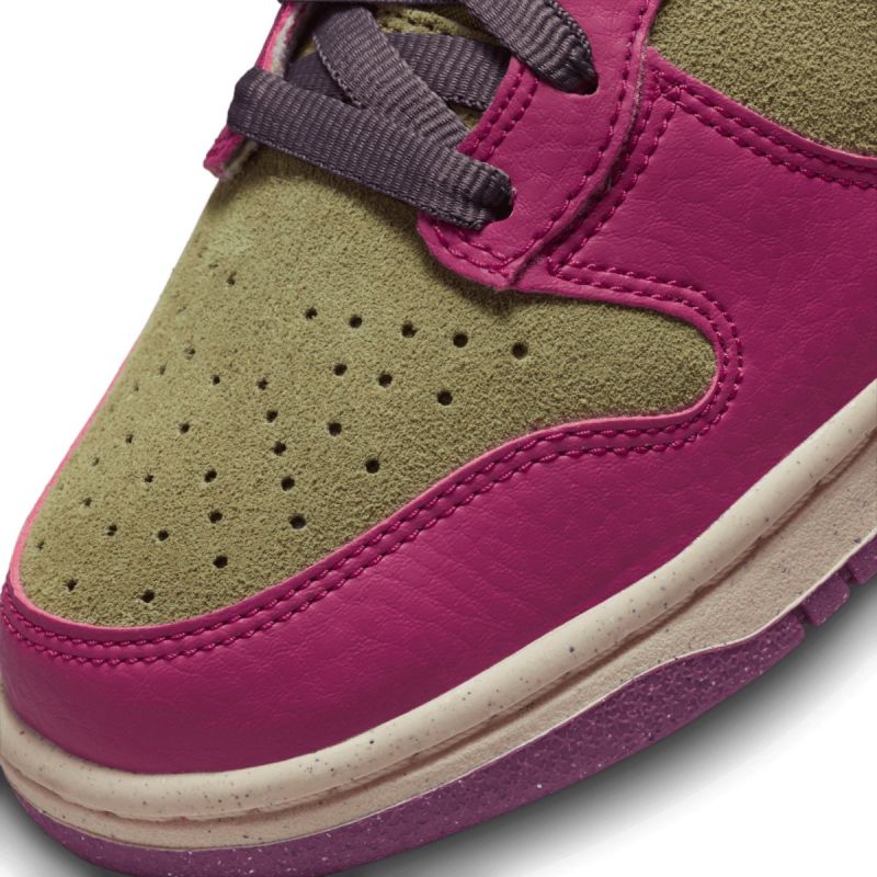 7. Nike Dunk High W FB1273-500 Schuhe