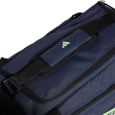 11. adidas Essentials 3-Streifen Duffel S IR9821 Tasche