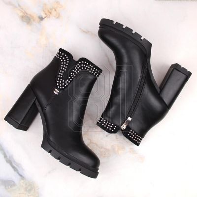 10. Filippo W PAW495 isolierte Stiefeletten mit Nieten, schwarz