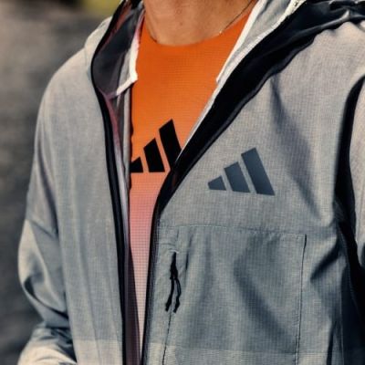 7. Damenjacke adidas TERREX Xperior CLIMA365 Light Windweave Jacket – Black/White, Größe: S