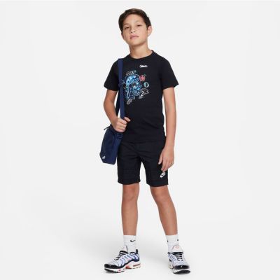 3. Nike Sportswear Jr. DX9526-010 T-Shirt