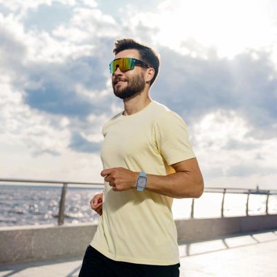 8. Tech-Protect Silikonarmband für Apple Watch 4/5/6/7/8/9/SE/Ultra 1/2 (42/44/45/49 mm) – Schwarz