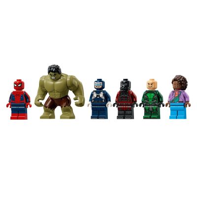 9. LEGO Marvel Super Heroes 76350 – Epischer Showdown: Spider-Man gegen Hulk