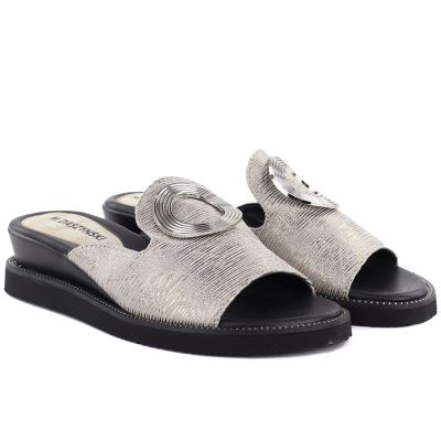3. Silberne Damen-Flip-Flops mit niedrigem Keilabsatz M.Daszyński MR2267-7