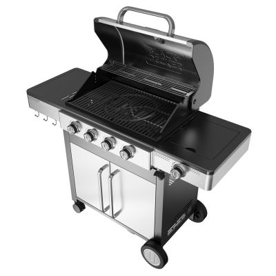 4. Black+Decker BXOG16550E Gasgrill (4 Brenner x 3,6 kW + 1 Brenner 2,1 kW)