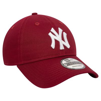 2. New Era League Essentials 9TWENTY New York Yankees Cap 60471469 Bordeaux OSFM