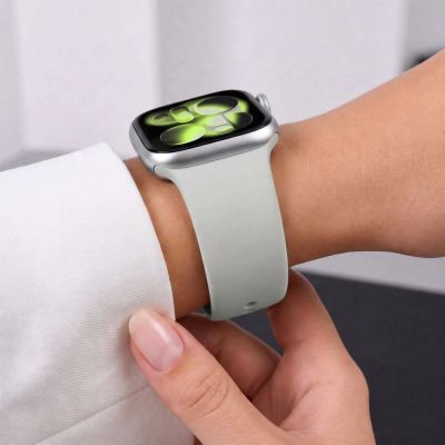 6. Tech-Protect Silikonarmband für Apple Watch 40/41/42 mm – Grau