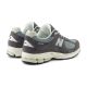 6. New Balance M2002RFB Unisex-Sportschuhe