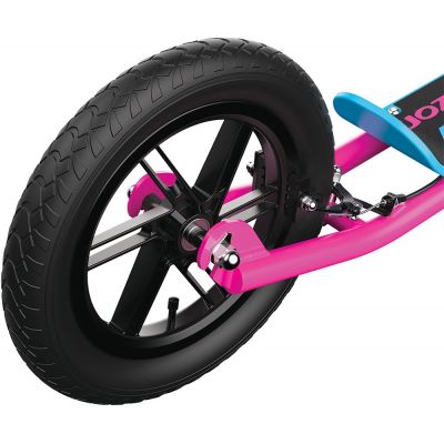2. Razor Flashback Elektroroller – Pink
