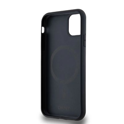 7. DKNY MagSafe-Hülle aus Leder mit Monogrammmuster und Metalllogo für iPhone 11 / Xr – Schwarz