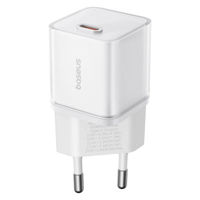 6. Baseus GaN5S 30W EU USB-C Wandladegerät – Weiß