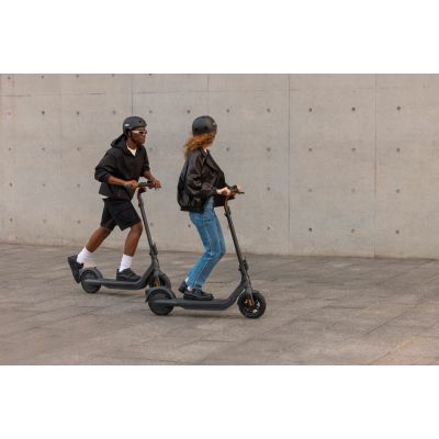 9. Segway-Ninebot KickScooter E2 PRO D Elektroroller