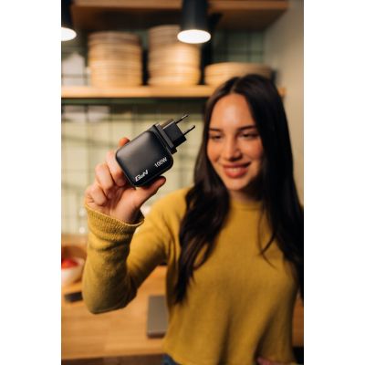 11. Verbatim Mini-GaN-Ladegerät 100W 3xUSB-C PD, 1xUSB-A QC 3.0