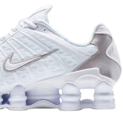 7. Nike SHOX TL Metallic Silver Herren-Sportschuhe Weiß - AV3595-100