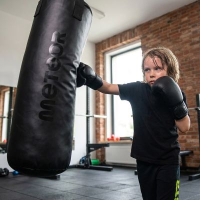 10. Meteor 12kg Boxsack und 6oz Boxhandschuhe Set