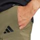 6. adidas Essentials Cargo-Chelsea-Shorts mit kleinem Logo M JD1827