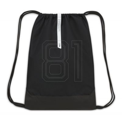 3. Nike Academy DA5435-010 Tasche