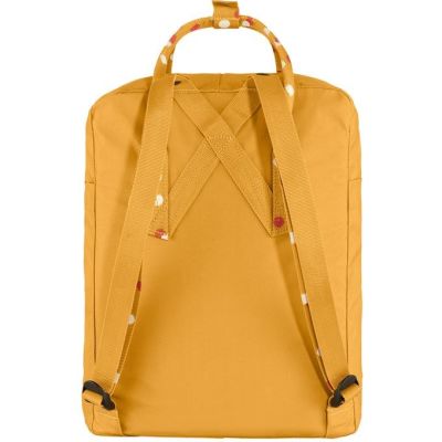 2. Fjallraven Kanken City-Rucksack – Ocker/Konfetti-Muster