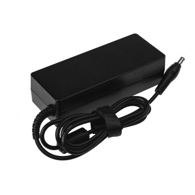 4. Samsung Netzteil GREEN CELL AD21P 19V 4,74A 90W