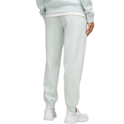 4. Damenhose Puma ESS Script Comfort mint 694067 29