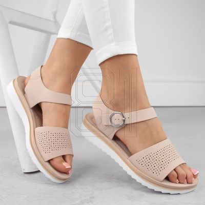8. Sergio Leone W SK53N Pumps mit Absatz und Plateau beige