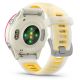 7. Garmin Forerunner 570 42mm Uhr aus Aluminium in den Farben Knochenweiß/Himbeere