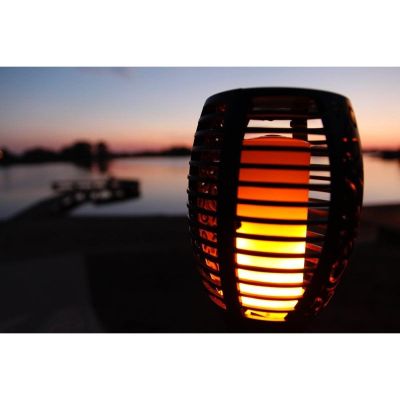 7. Solar-Taschenlampe mit tanzenden Flammen, 10 x 10 x 79 cm, 36 LEDs