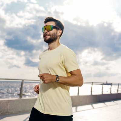 3. Tech-Protect MilaneseBand für Samsung Galaxy Watch 4 / 5 / 5 Pro / 6 / 7 / FE - Gold