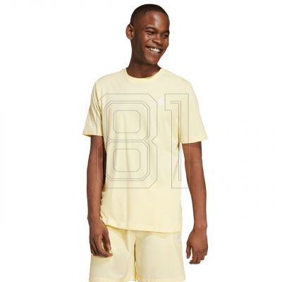 2. adidas Essentials Single Jersey Embroidered Small Logo M IX0121