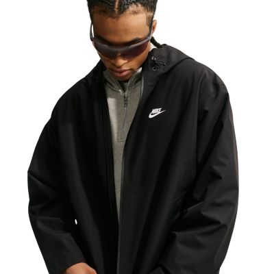 3. Nike Windrunner Herrenjacke Schwarz IO4379 010