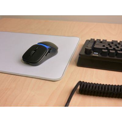 28. Glorious Gaming Modell O3 Kabellose Maus für Rechtshänder, RF-Funk, optisch, 30000 DPI