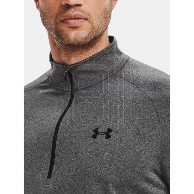 6. Under Armour M 1328495-090 Sweatshirt