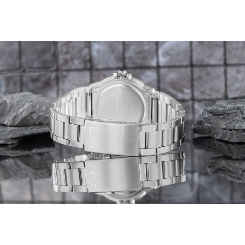 14. Herrenarmbanduhr CASIO MRW-200HD-1BVEF + BOX