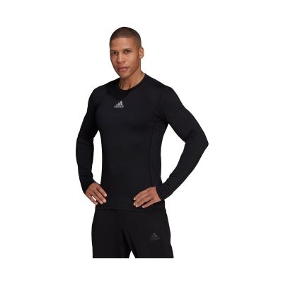 2. adidas TechFit Warm T-Shirt M H23120