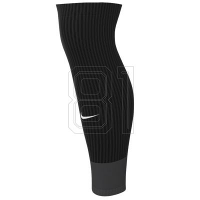 2. Nike Strike FQ8282-010 Socken